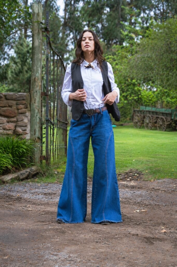 SUPER WIDE LEG
